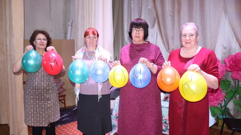 13 марта в  рамках Года семьи в КДЦ «Каскад» прошла конкурсная программа «Тёщи да свекровушки» для старшего поколения